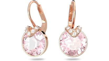 Vista de los pendientes Swarovski con descuento en Amazon.