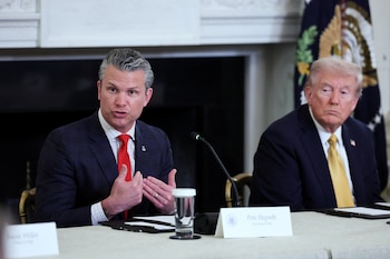 El secretario de Defensa de