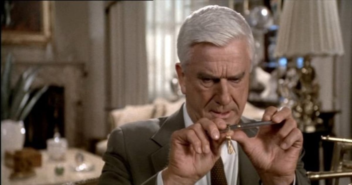 Eligen a una película de Leslie Nielsen como la mejor comedia de la historia: Este es el Top 10