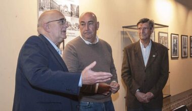 Guillermo Herrero, Miguel Ángel de Vicente y Rafael Cantalejo presentan el libro o 'El archivo fotográfico de Eduardo Rodera'. / KAMARERO
