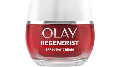 Vista de la crema facial Olay con descuento en Amazon.