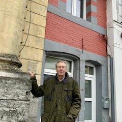 Un hombre compra una vivienda de 2 metros de ancho y 11 de largo: “Pasé por delante en coche y me enamoré”