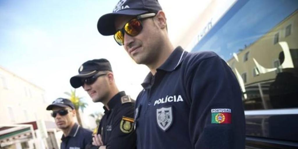 Seis jóvenes mueren carbonizados en un accidente de tráfico en Lisboa