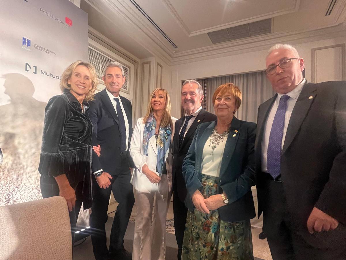 La Junta de Gobierno del ICAM, presente en la VIII edición de los Premios Confilegal - ICAM