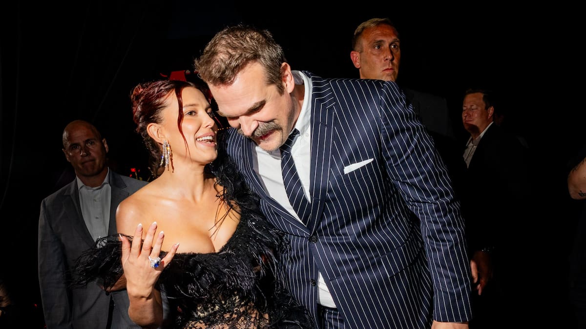 Millie Bobby Brown rompe su silencio sobre su supuesta denuncia por acoso contra su compañero en 'Stranger Things', David Harbour | Hype