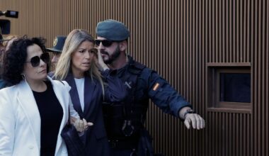 Vilaplana asegura que no tiene el ticket del parking, pero buscará el pago en su banco | Tribunales