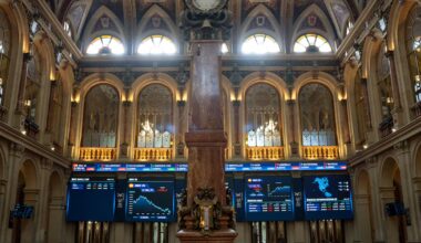 Las acciones de IAG se desploman hoy 7 de noviembre y arrastran al Ibex 35