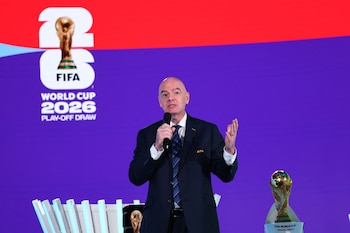 Gianni Infantino durante el sorteo