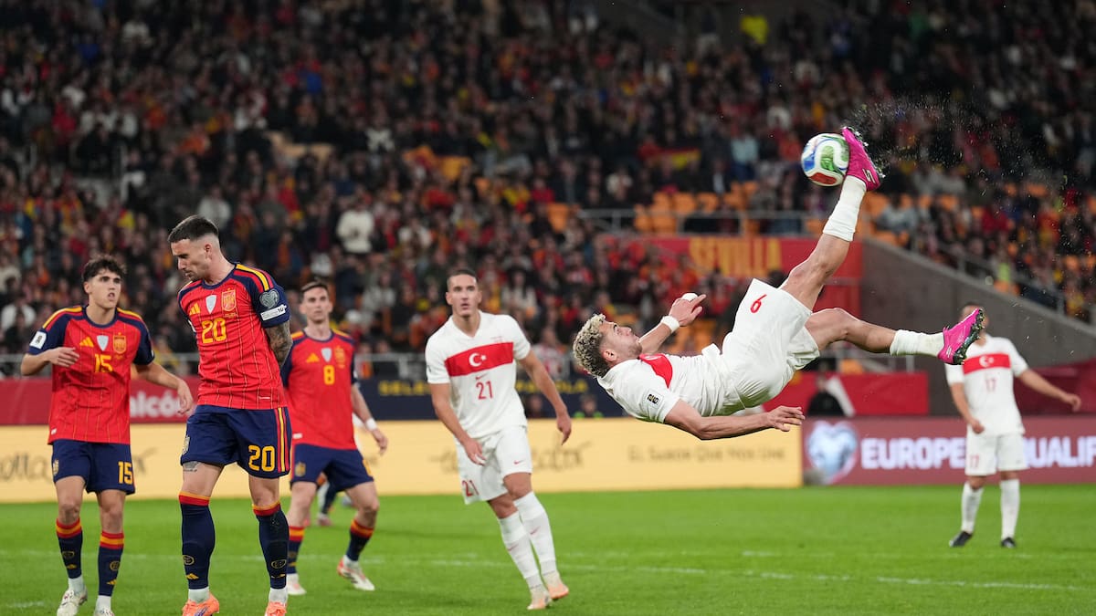 El susto que necesitaba la selección española de cara al Mundial 2026: "No nos viene mal que nos bajen el suflé" | Fútbol