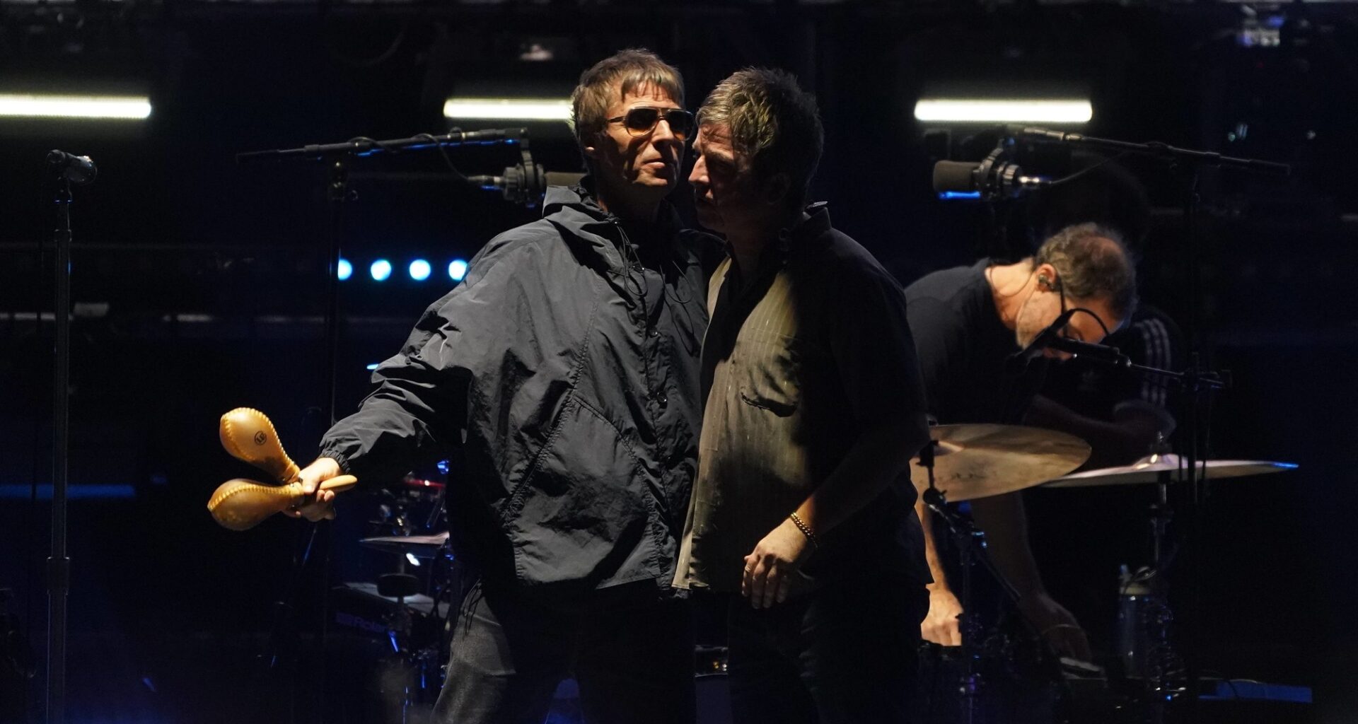 Oasis volvió a tocar en la Argentina y el estadio de River repleto estalló de felicidad