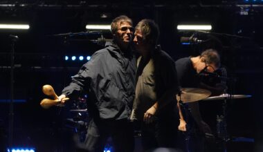 Oasis volvió a tocar en la Argentina y el estadio de River repleto estalló de felicidad