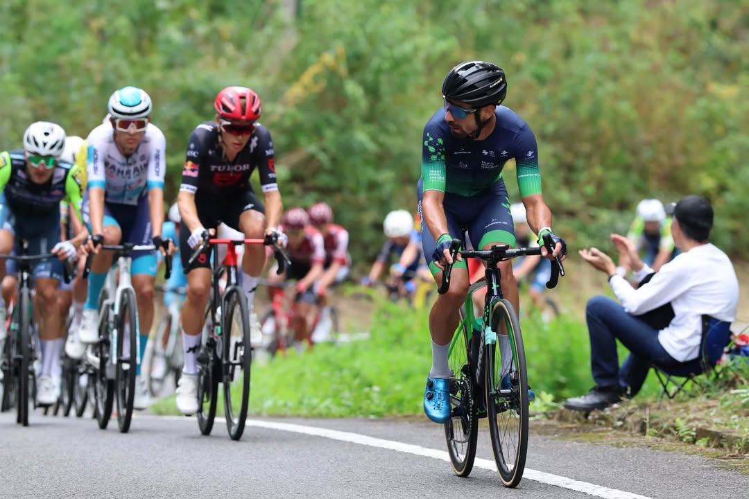 El pelotón español 25-30 y lista de parados