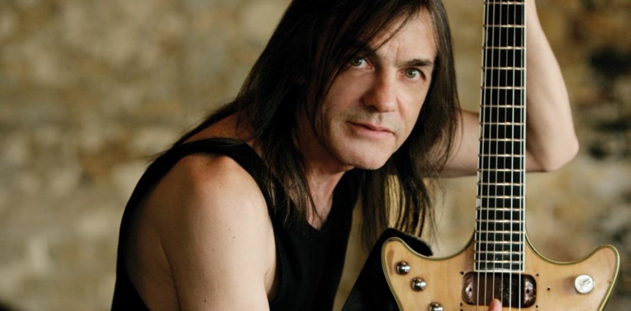 qué enfermedad sufrió Malcolm Young, cómo murió y cuál es su legado