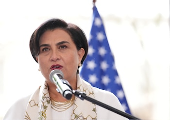 La Canciller de Ecuador, Gabriela