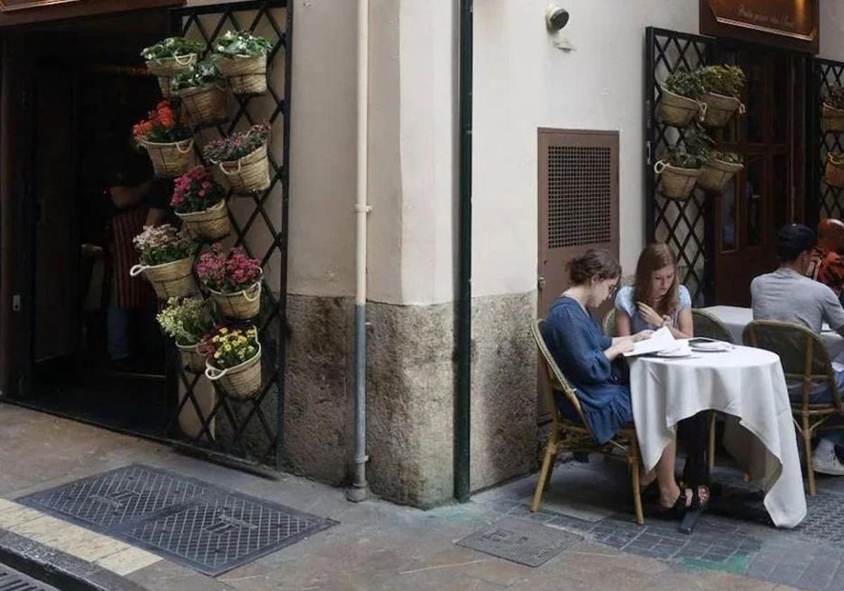 El restaurante de los famosos en Valencia al que ha acudido un popular presentador