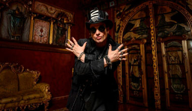 "Hoy abres una revista de metal y parece un catálogo de disfraces para juegos de rol": Tobias Sammet (Avantasia) no entiende a las bandas que usan máscaras