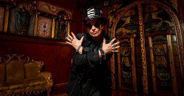 "Hoy abres una revista de metal y parece un catálogo de disfraces para juegos de rol": Tobias Sammet (Avantasia) no entiende a las bandas que usan máscaras