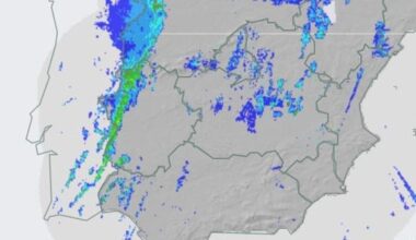 la tormenta prevista para el mediodía en Sevilla se desplaza al norte