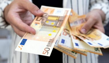 Recibe por error el sueldo de 34 compañeros de trabajo y ahora se niega a devolver los 74.000 euros