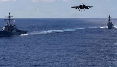 Un análisis advierte qué significa la operación Lanza del Sur de EEUU para Maduro: “Ya no se negocian sanciones, se discute supervivencia”