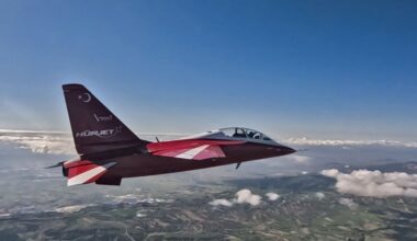 Robles premia a Erdogan con un contrato a dedo de 3.000 millones