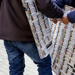El misterioso regalo en forma de número de la Lotería de Navidad que ‘cayó’ en Galicia