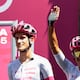 ¡Locomotora brillante! Richard Carapaz queda tercero en el Giro de Italia, que gana británico Simon Yates
