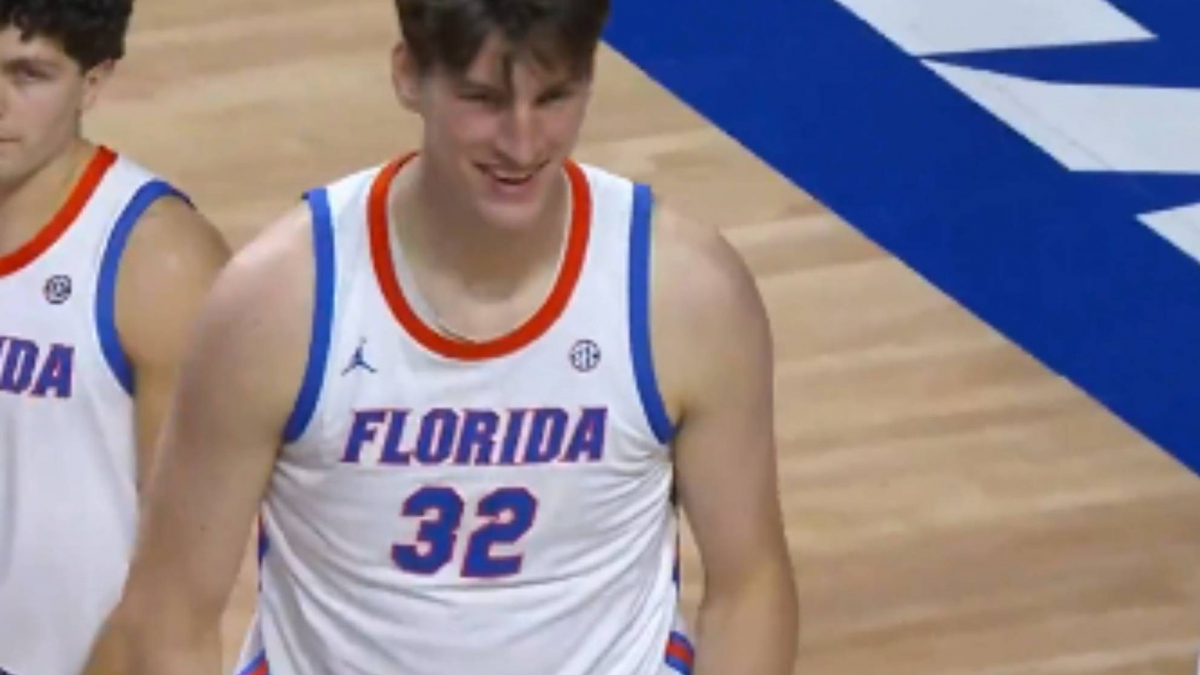 mide 2,36 m. y no fichó por el Madrid