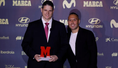 'Donqui' recibe su premio exclusivo en la Gala del Deporte de MARCA