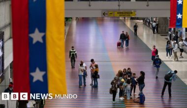 Varias aerolíneas internacionales cancelan sus vuelos a Venezuela tras alerta de la FAA sobre "incremento de la actividad militar" en ese país