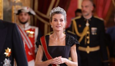 De las siete perlas de la reina Letizia a la espuma de mar de la princesa Charlene, todas las joyas olvidadas que han vuelto a brillar este año