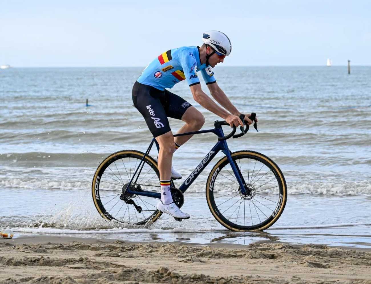 Toon Aerts triunfa y Orts en el top-10