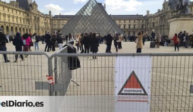Dos de los cinco detenidos por el robo del Louvre entran en prisión
