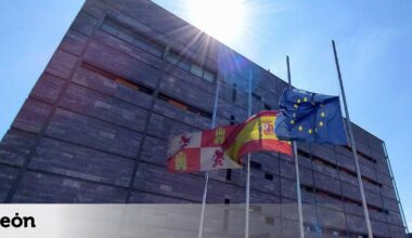 Los arquitectos guían un recorrido por edificios emblemáticos en el festival ‘León abre sus puertas’