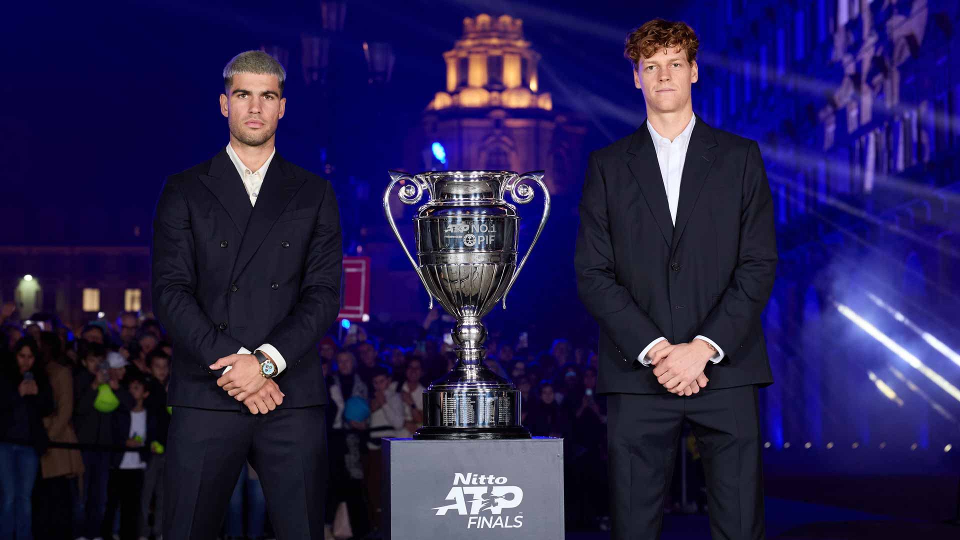 Carlos Alcaraz y Jannik Sinner deciden el ATP Year-End No. 1 presented by PIF en las Nitto ATP Finals.