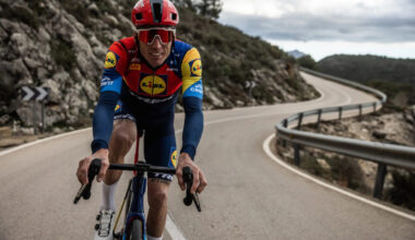 Aleix Espargaró aparca el ciclismo para centrarse en la moto