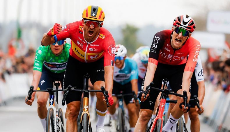 alexander kristoff remonta para ganar al sprint en pozoblanco 2 790x454