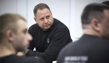 Anticorrupción registra la vivienda de Andrí Yermak, mano derecha de Zelenski y la segunda persona más poderosa del Gobierno ucraniano