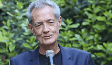 Ramón Arcusa del Dúo Dinámico denuncia la censura de dos de sus canciones en Spotify por la «locura woke»