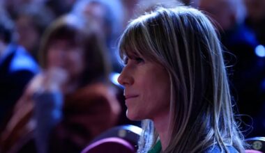 El abogado de Manos Limpias deja el caso de Begoña Gómez