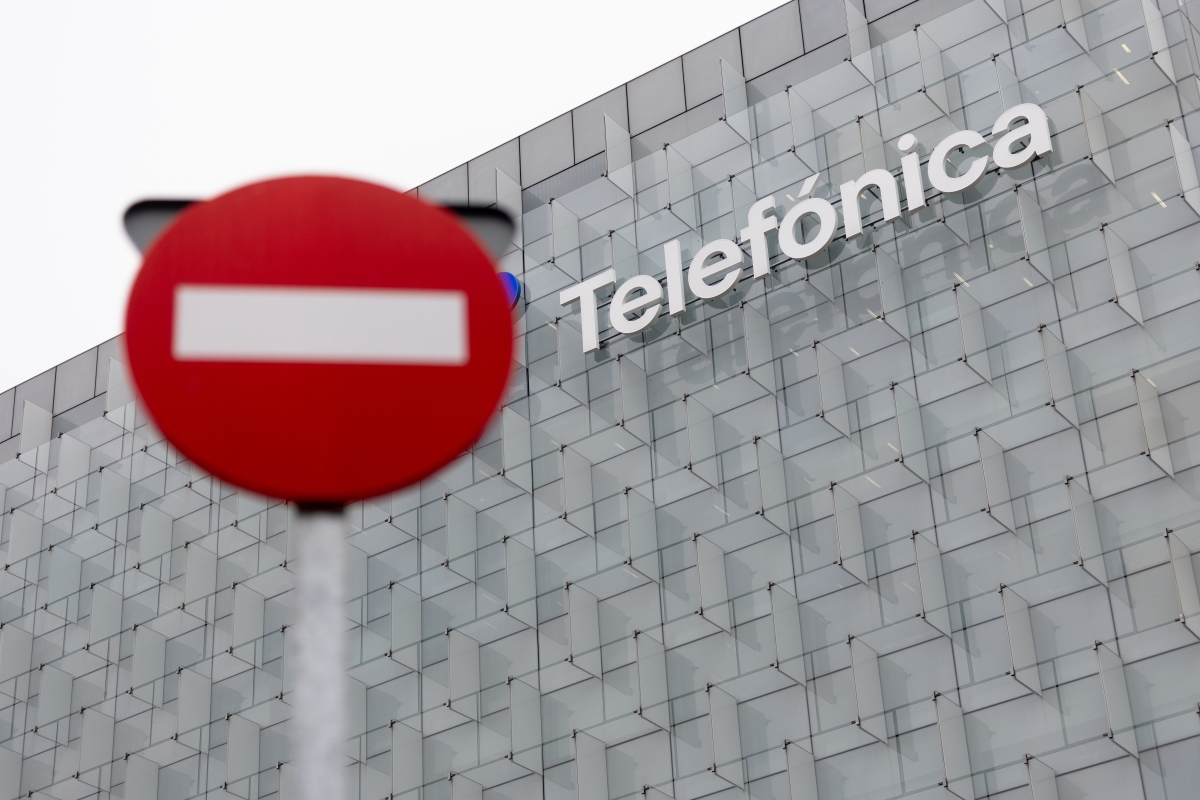 Fachada de la sede de Telefónica. - Foto: JORGE GIL/EP