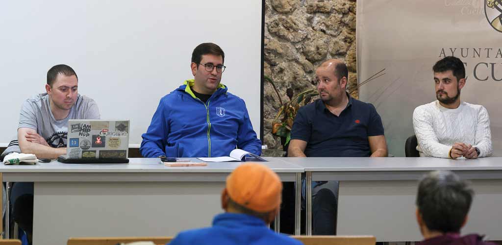 La directiva del Club Ciclista San Miguel durante la asamblea general de 2025.