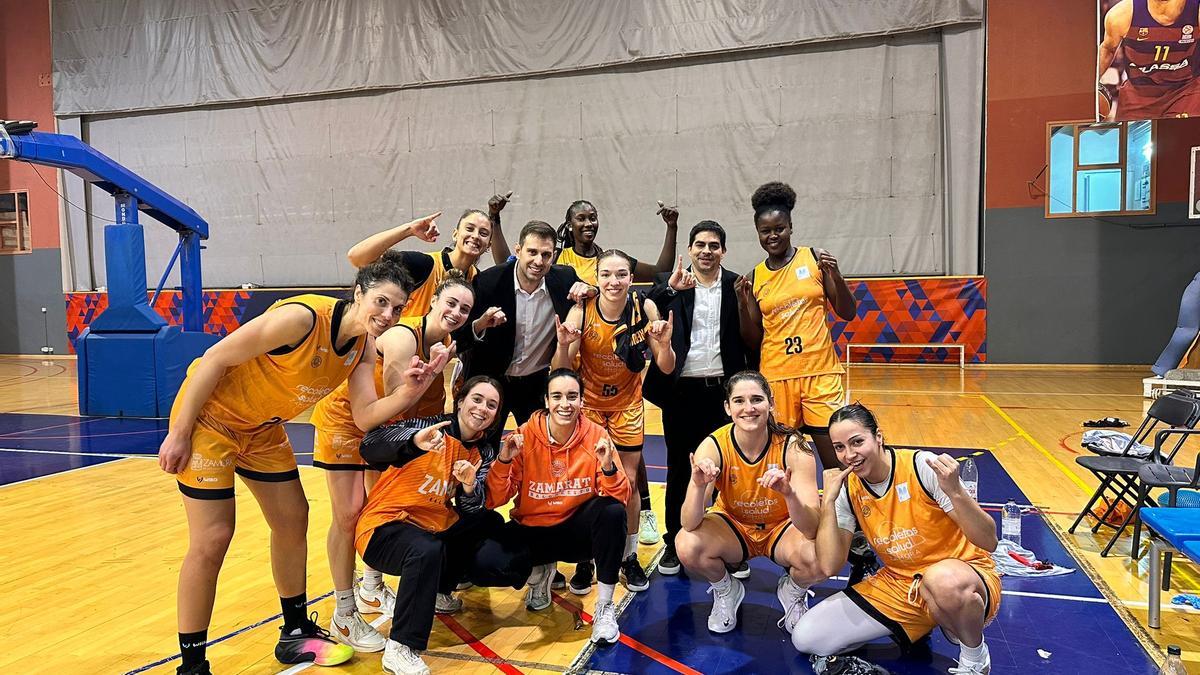 El Recoletas Zamora celebra su victoria