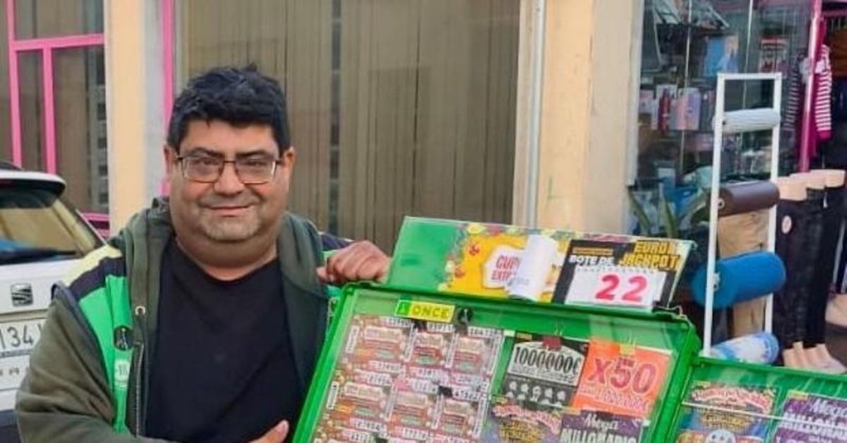 "feliz de haberle solucionado la vida a alguien"