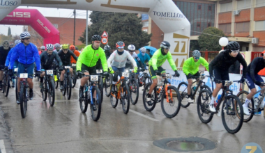 Treinta ciclistas desafían a la lluvia en la Ruta del Pavo que organiza el CC Sport Tomelloso