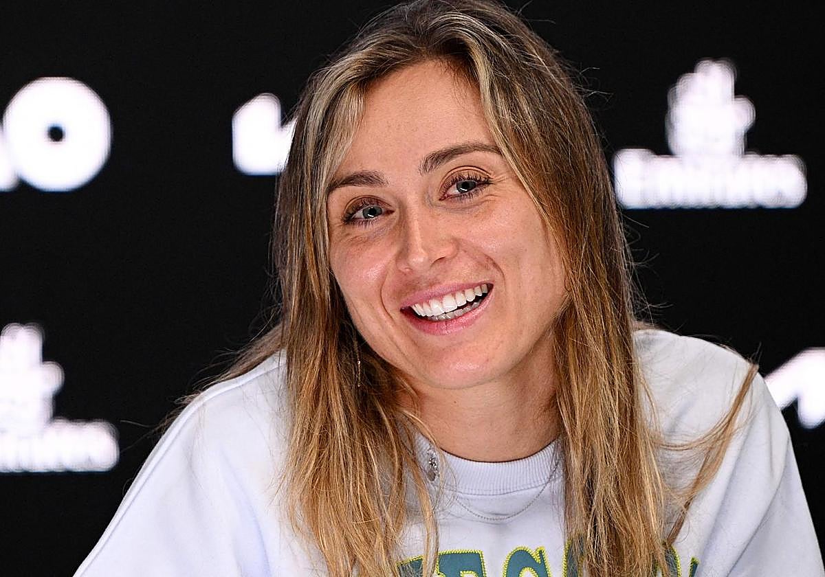 Emoción, risas y una pulla para Tsitsipas en la visita de Paula Badosa a su otro ex, David Broncano