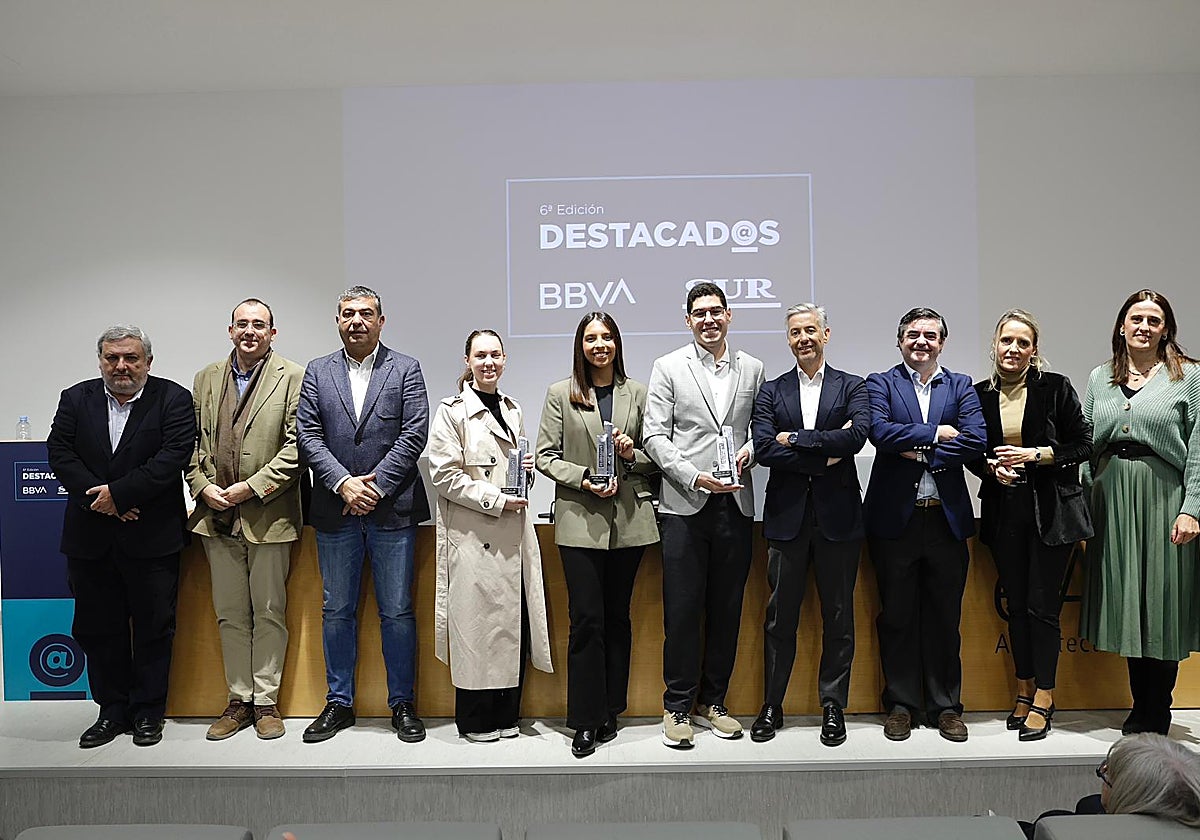 Trazando el futuro: los premios Destacad@s de BBVA y SUR reconocen a los mejores expedientes de Arquitectura