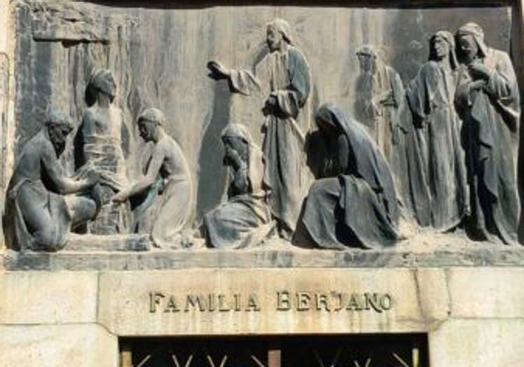 Panteón de la familia Berjano, en Cáceres.