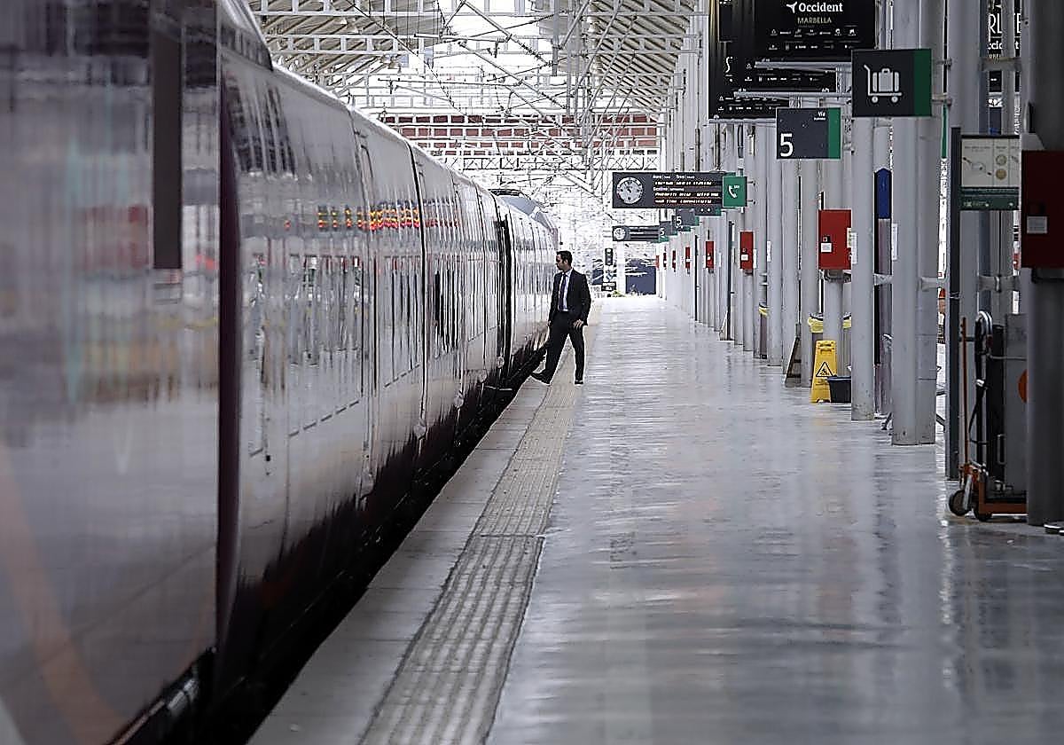 Billetes baratos de Renfe por el Black Friday: 7 euros en Avlo y 19 euros en AVE