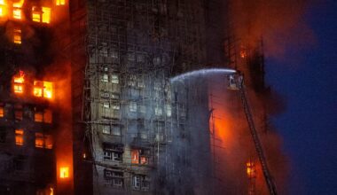 Devastador incendio en Hong Kong: 65 muertos, un rescate increíble y la búsqueda de sobrevivientes